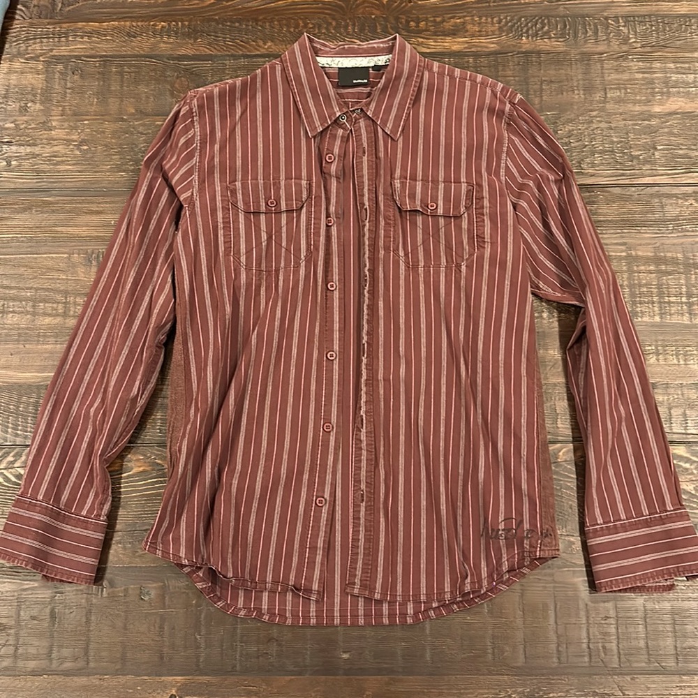 Hurley Long Sleeve. Button Down. Large.